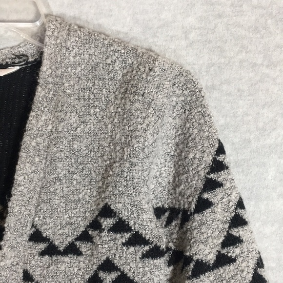 NO BOUNDARIES Aztec Tribal Southwest Boho Cozy Warm Cuddly  Long Line Cardigan - Picture 5 of 16